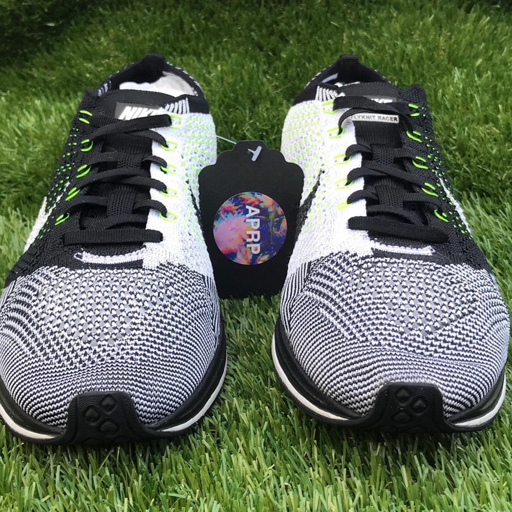 Nike Flyknit Racer